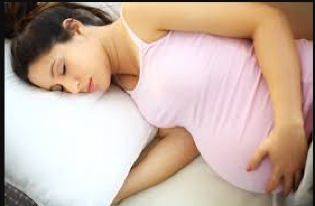 If you are troubled by the problem of sleeplessness in pregnancy, then try these ways to avoid it