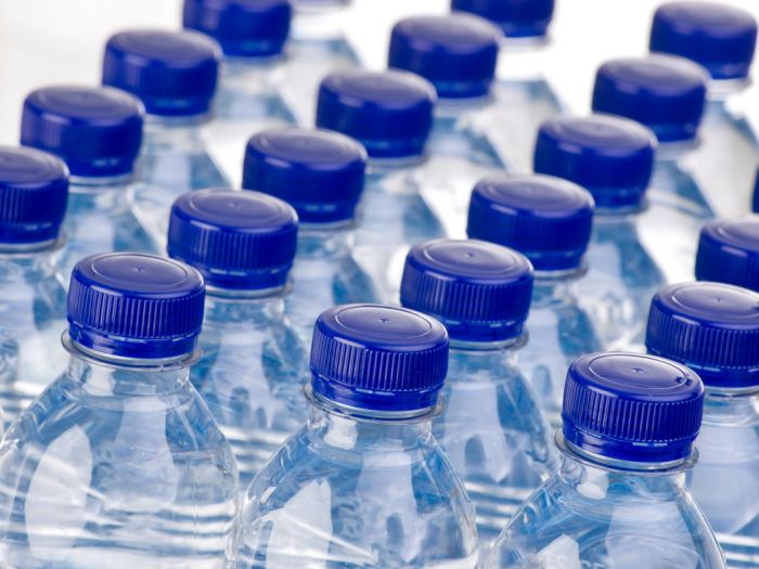 बोतलबंद पानी बन सकता है कैंसर का कारण