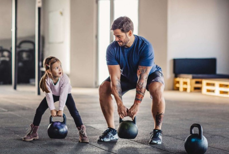 What Is the Right Age to Join the Gym? Explore Expert Opinions