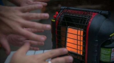 सर्दी में हीटर का उपयोग आपको गर्मी तो देगा, शरीर कर देगा कमज़ोर