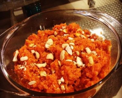 Make carrot pudding like this without mawa, you'll keep licking your fingers