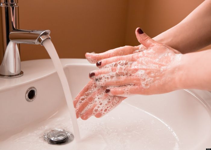 बिना हाथ धोये खाना खाने से हो सकते है इन बीमारियों के शिकार