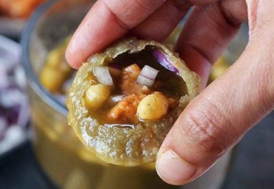 During Karnataka Checks, Cancer-Causing Chemicals Found in Golgappa: Here's How to Detect Adulteration Before Eating