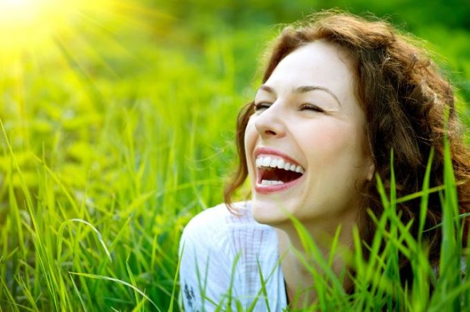 जानिए क्या होते हैं जोर-जोर से हंसने के फायदे
