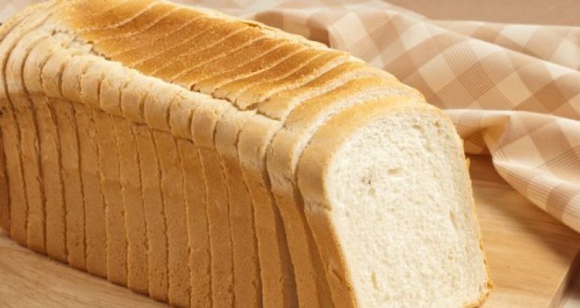 व्हाइट ब्रेड खाने से हो सकता है नुकसान