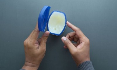 Use Vaseline Like This for Many Surprising Benefits
