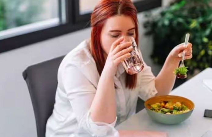 When is it Safe to Drink Water: Before or After Meals?