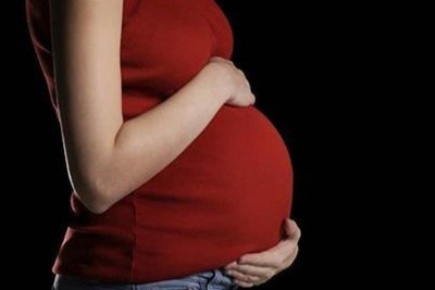 Pregnant women should take care of these things during rainy season