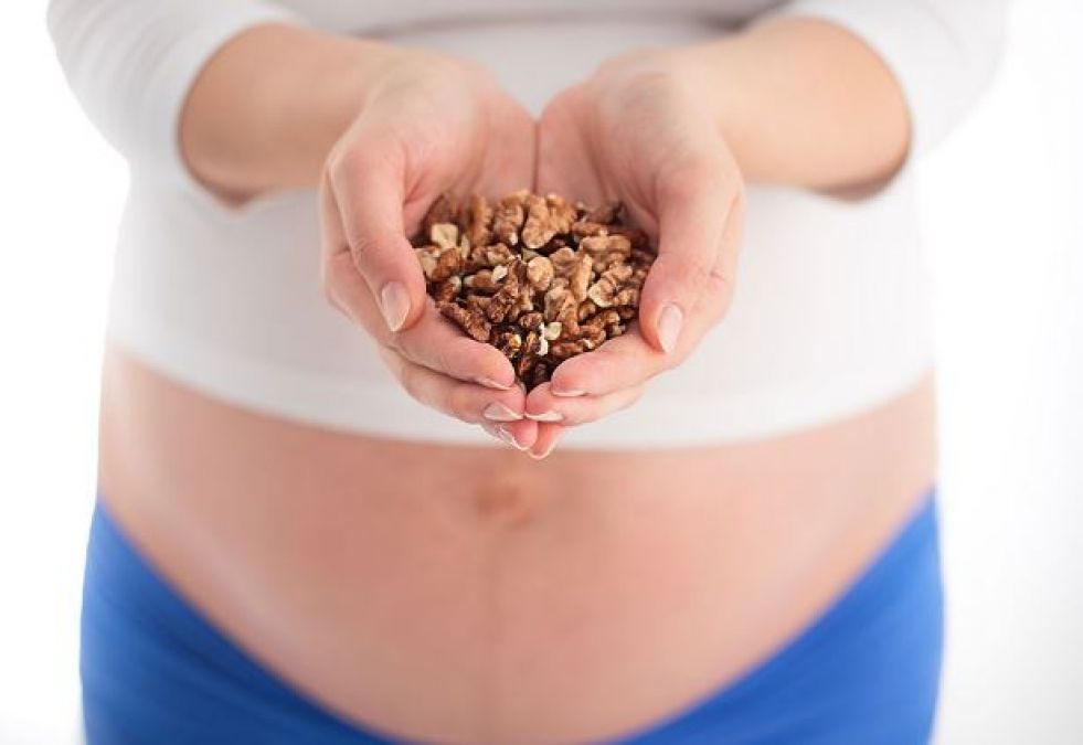 Eat Walnuts During Pregnancy to Boost Your Baby's Brain