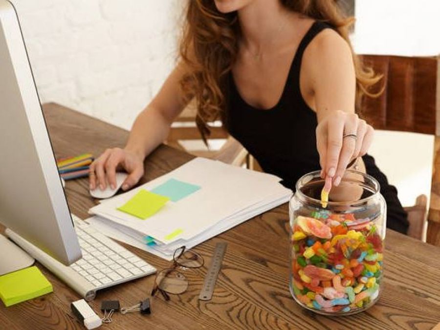 Healthy Office Snacks to Keep You Energized and Productive