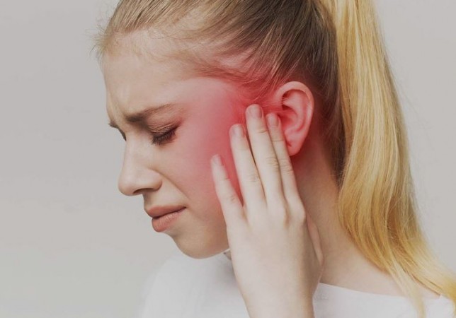 These Symptoms Start Appearing When There Is an Ear Infection: Keep These Things in Mind