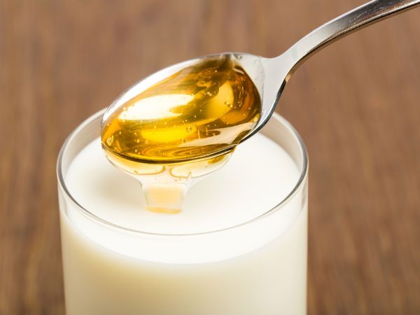 Removes many diseases from the body with this milk and honey consumption