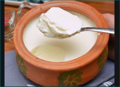 Any of these 4 things mixed with yogurt, there will be big benefits