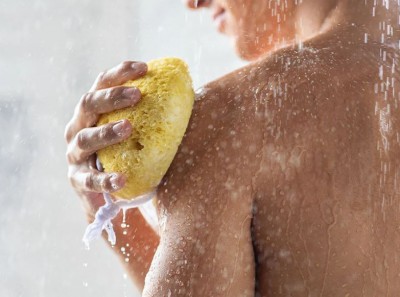 Is It Safe to Bathe with Soap Every Day? Expert Opinion
