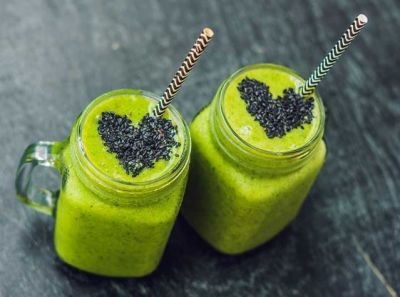 Green smoothies: Spinach-Cardamom Smoothie benefits