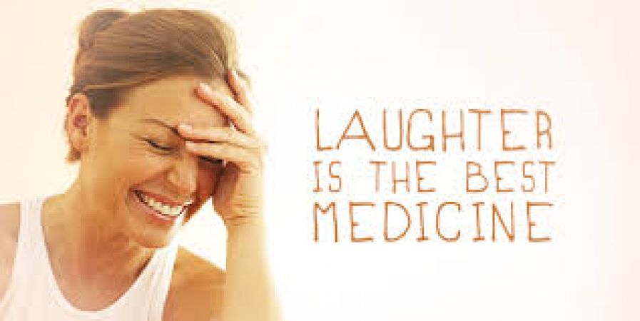 जीवन से कई परेशानियों को दूर करती है आपकी हंसी