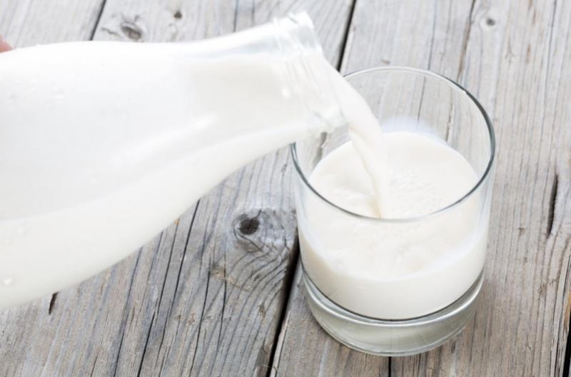 Eat This Combined with Milk, and Watch Belly Fat Melt Away in Just a Few Days