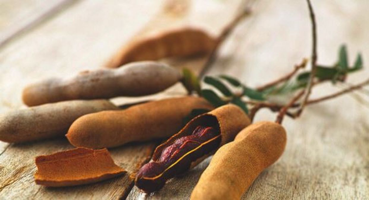 Tamarind is effective in reducing weight, also gives relief from eye pain
