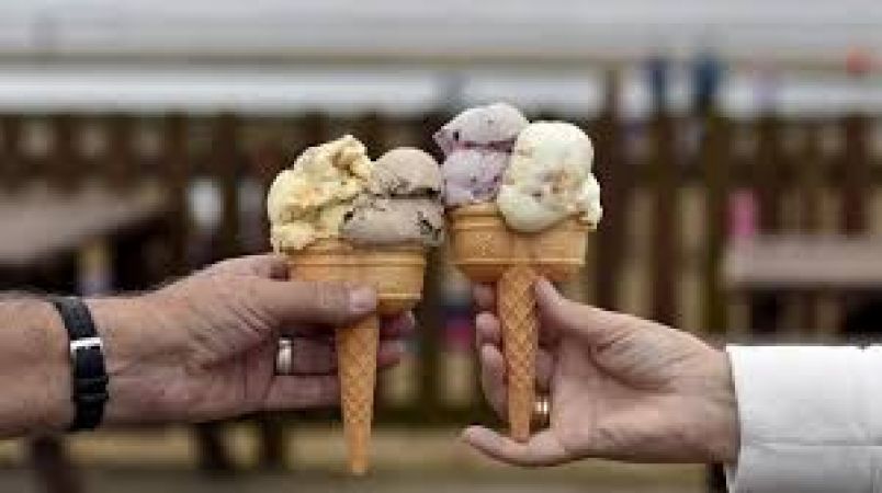 हड्डियां मजबूत करती है आइसक्रीम, लेकिन ज्यादा खाने से भी हो सकता है नुकसान