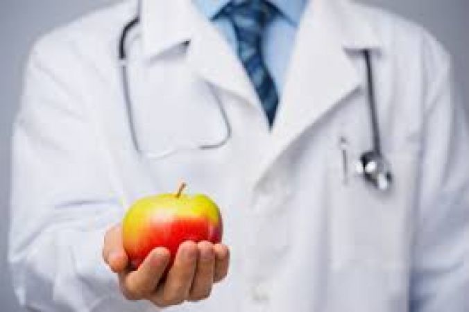 हर तरह के कैंसर के खतरे को कम करता है एक सेब