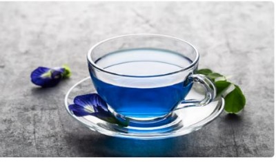 ग्रीन और ब्लैक चाय से कहीं अधिक लाभदायक है ब्लू चाय, जानिए फायदे