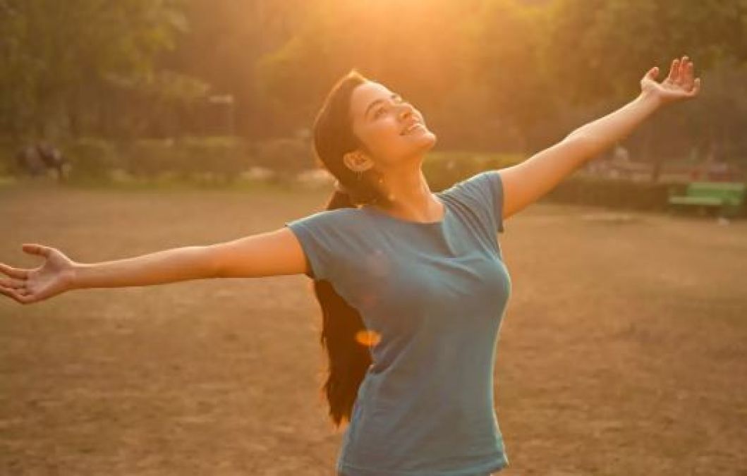 Keep bones strong and lose weight, know the benefits of first ray of sun