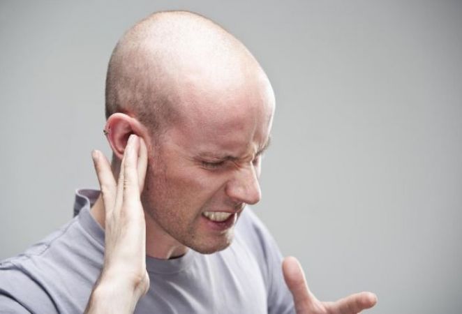 कान के दर्द से ऐसे पाएं निजात, घरेलु इलाज करेंगे मदद