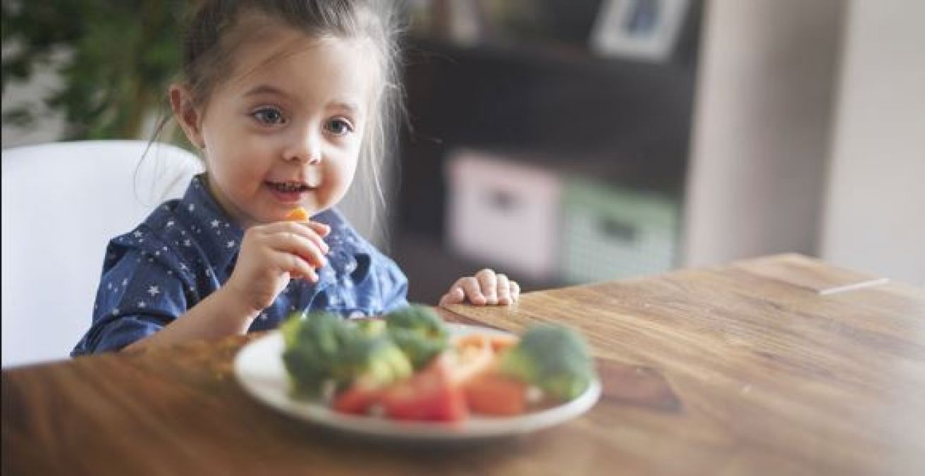 These foods increase the immunity of children, include in the diet