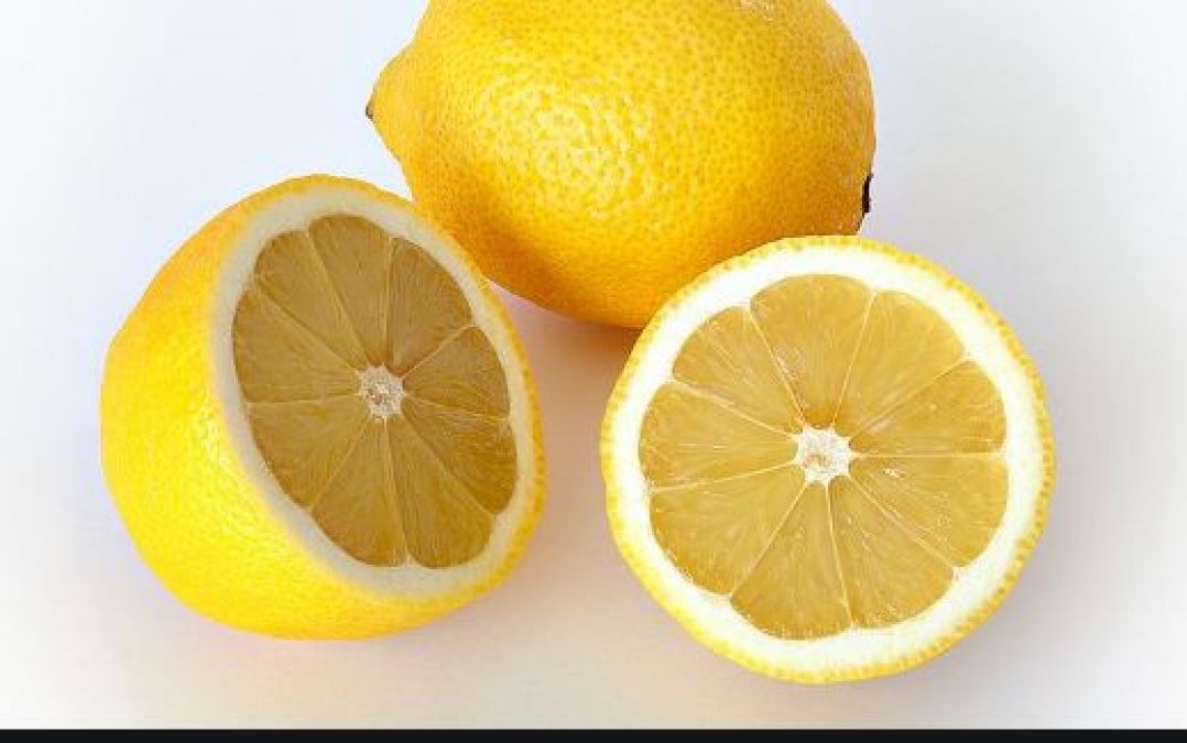 There are unique benefits of eating lemon in summer