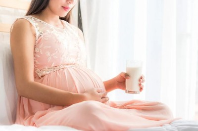 How Much Milk Should Women Drink During Pregnancy?