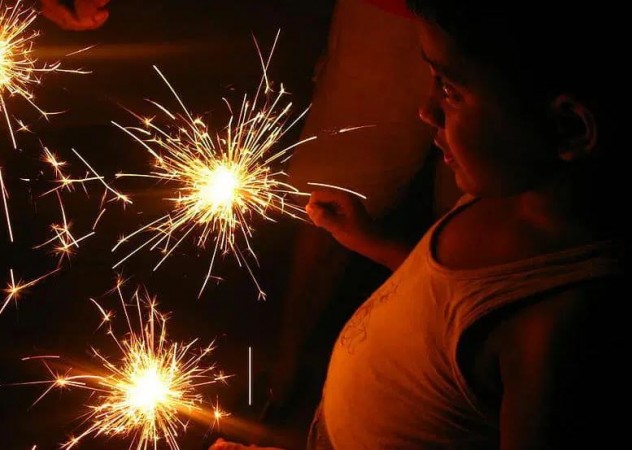 How to Take Care of Yourself During Diwali: Expert Advice on Dealing with Burns
