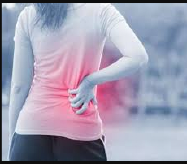 पीठ के दर्द को मिनटों ने दूर करने के लिए दवा का सेवन नहीं बल्कि इन उपायों को अपनाये