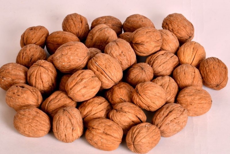 Eat This Dry Fruit for a Healthy Heart and Brain