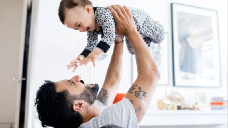 Avoid These Mistakes While Holding a Baby, or Problems May Arise