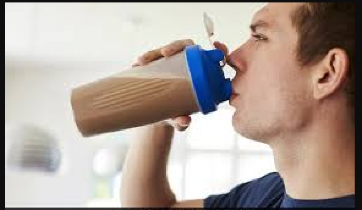 Here's are side effects of whey protein which can harm your body