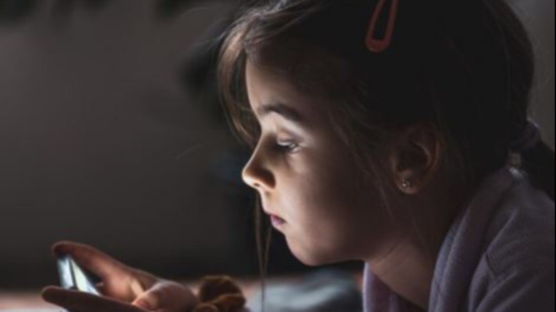 Mobile Addiction is a Threat to Children: How to Protect Them