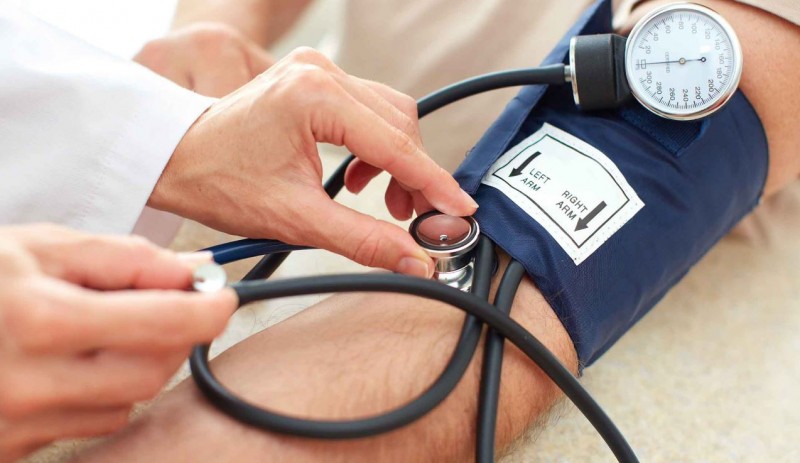 These Ways Will Help You Control High Blood Pressure: 8 Easy Methods