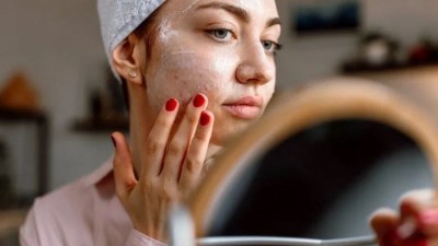 Pollution Can Lead to Dull Skin: Keep This in Mind