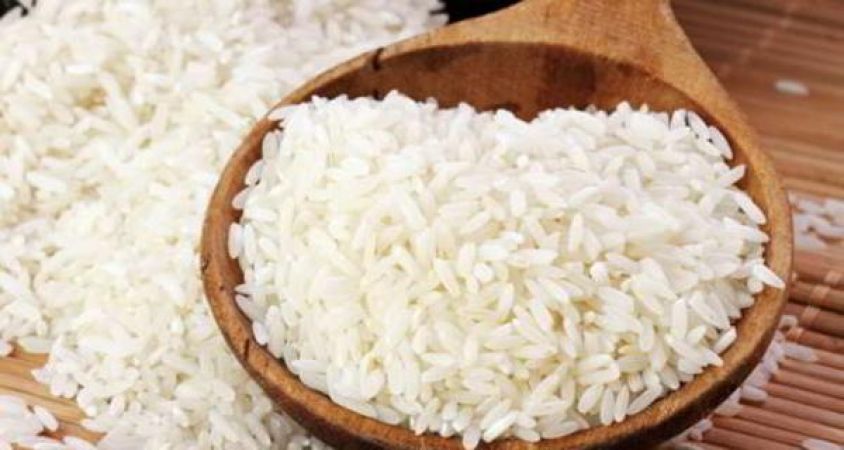 सफ़ेद चावल बना सकते है आपकी हड्डियों को कमज़ोर
