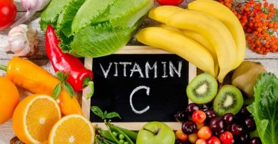 स्वस्थ रहने के लिए जरूर खाएं Vitamin C वाले फल और सब्जी, जानें फायदे