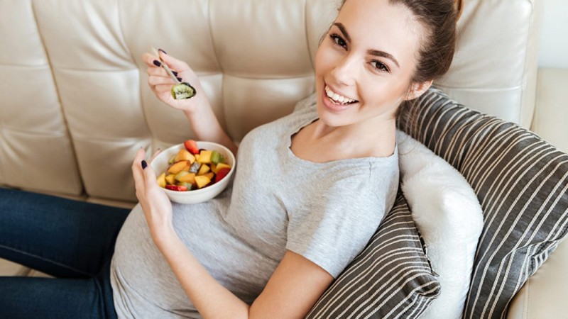 Try these tips to keep weight in control post-pregnancy