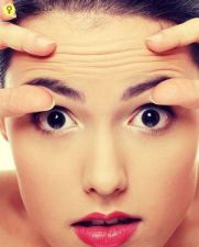 Use Aloe Vera to get rid of forehead wrinkles