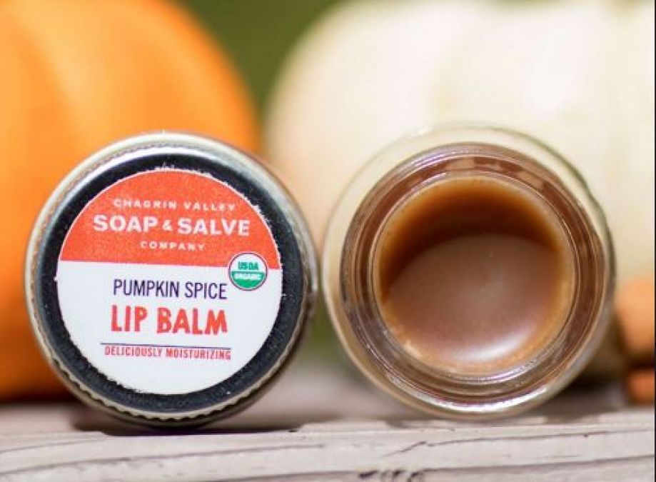 How to Make DIY Pumpkin Spice Lip Balm