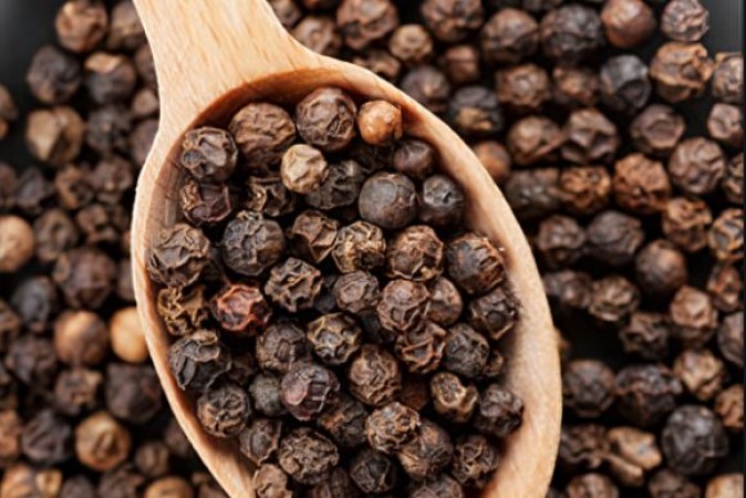 Know amazing benefits of Black Pepper
