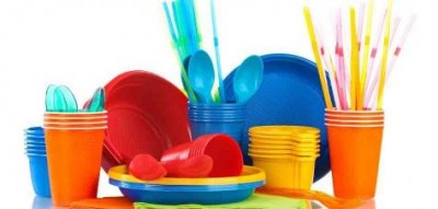 Try these simple tips to remove stains from plastic utensils