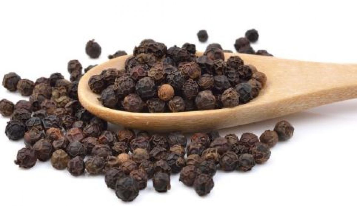 Black Pepper helps to Increase stamina, Learn Its Other Benefits