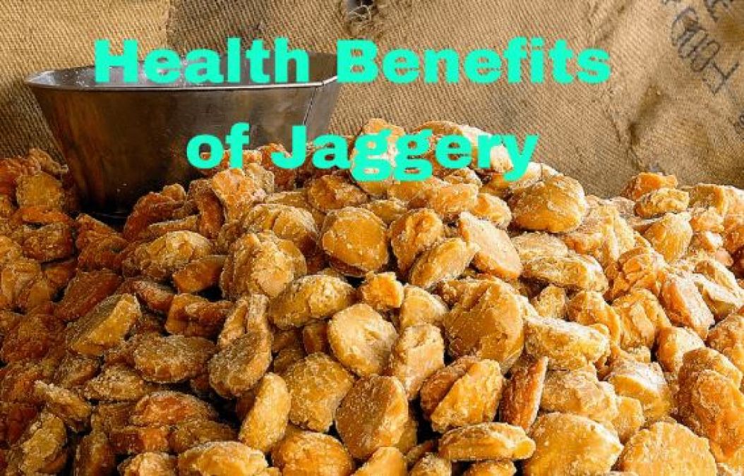 Every day take an intake of jaggery, helps to get rid off migraine pain