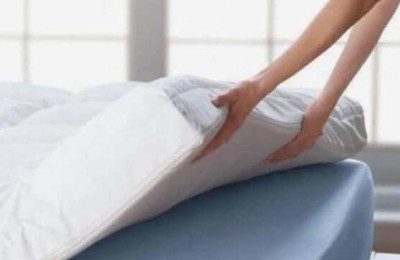 How These Easy Tricks Will Clean an Old Mattress