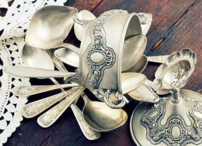 Revive the Shine at Home: Tips to Restore Blackened Silver Ornaments and Utensils
