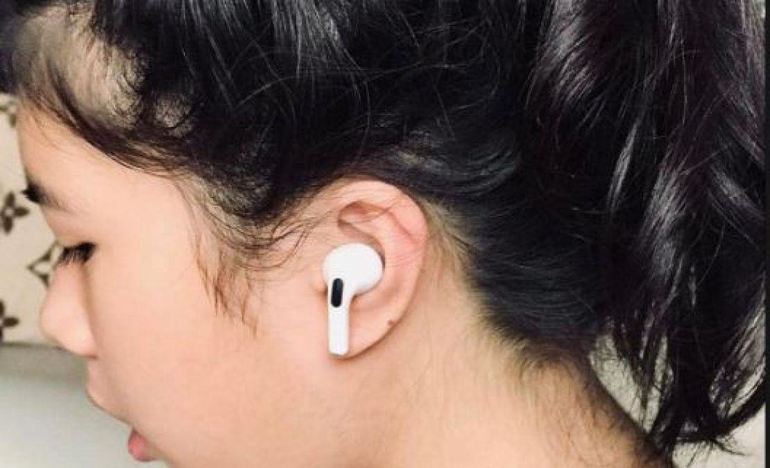 People of this country who are getting deaf by applying earphone, be careful as soon as these symptoms appear